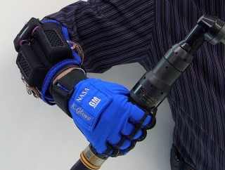 Robonaut 2, nasa, gm, Robo-Glove