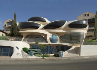 Biomorphic Self, Powering House, futuristic architecture