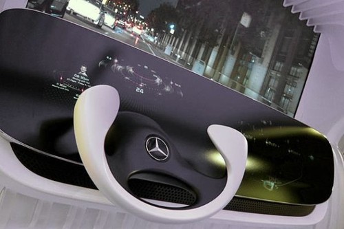 Mercedes-Benz the Dynamic, Intuitive Control Experience