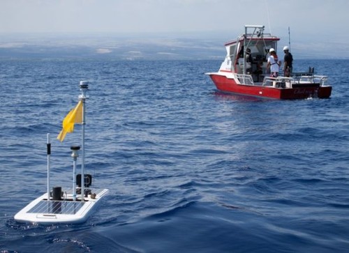 robot boats, to cross Pacific