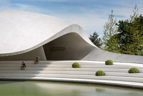 Porsche Pavilion, Futuristic Building, HENN Architects