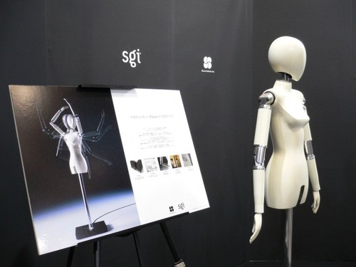 future, futuristic, Endrani, robotic mannequins, Dipani, IMD Communications, Tatsuya Matsui, Flower Robotics, future robots