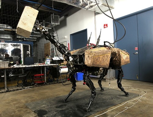 future, military robot, Boston Dynamics, BigDog, cinder block, futuristic