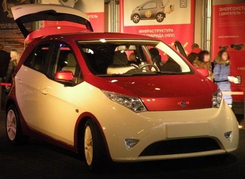 future, ë-AUTO, e-AUTO, Yo-mobile, Yo-mobil, futuristic car, concept car, green cars, future cars, ë-crossover, futuristic